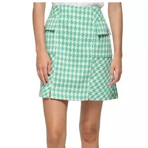 Karl Lagerfeld Paris Green & White Houndstooth Tweed Mini Skirt With Silver Butt